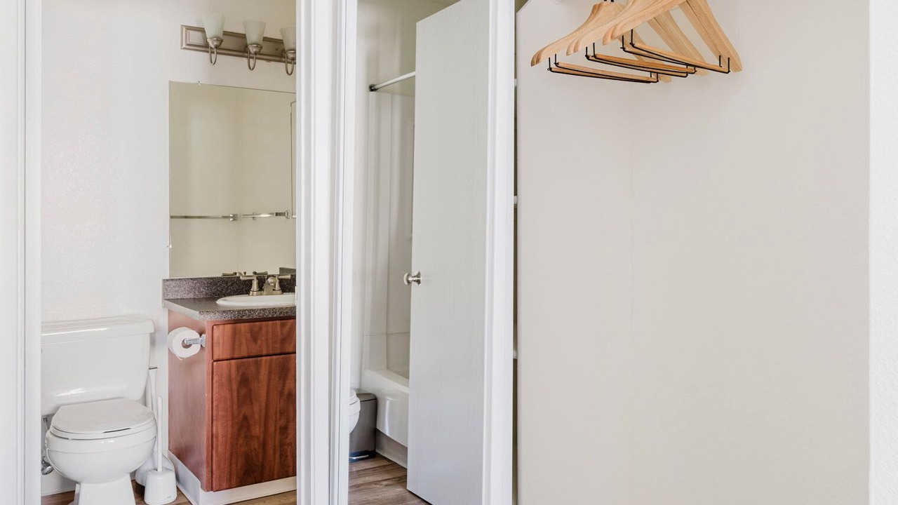Photo of Bathroom in Shoreline West