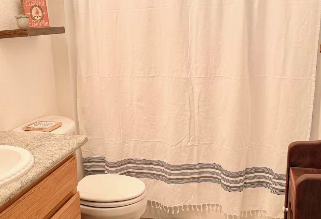 Photo of Bathroom in Lake Almanor Country Club