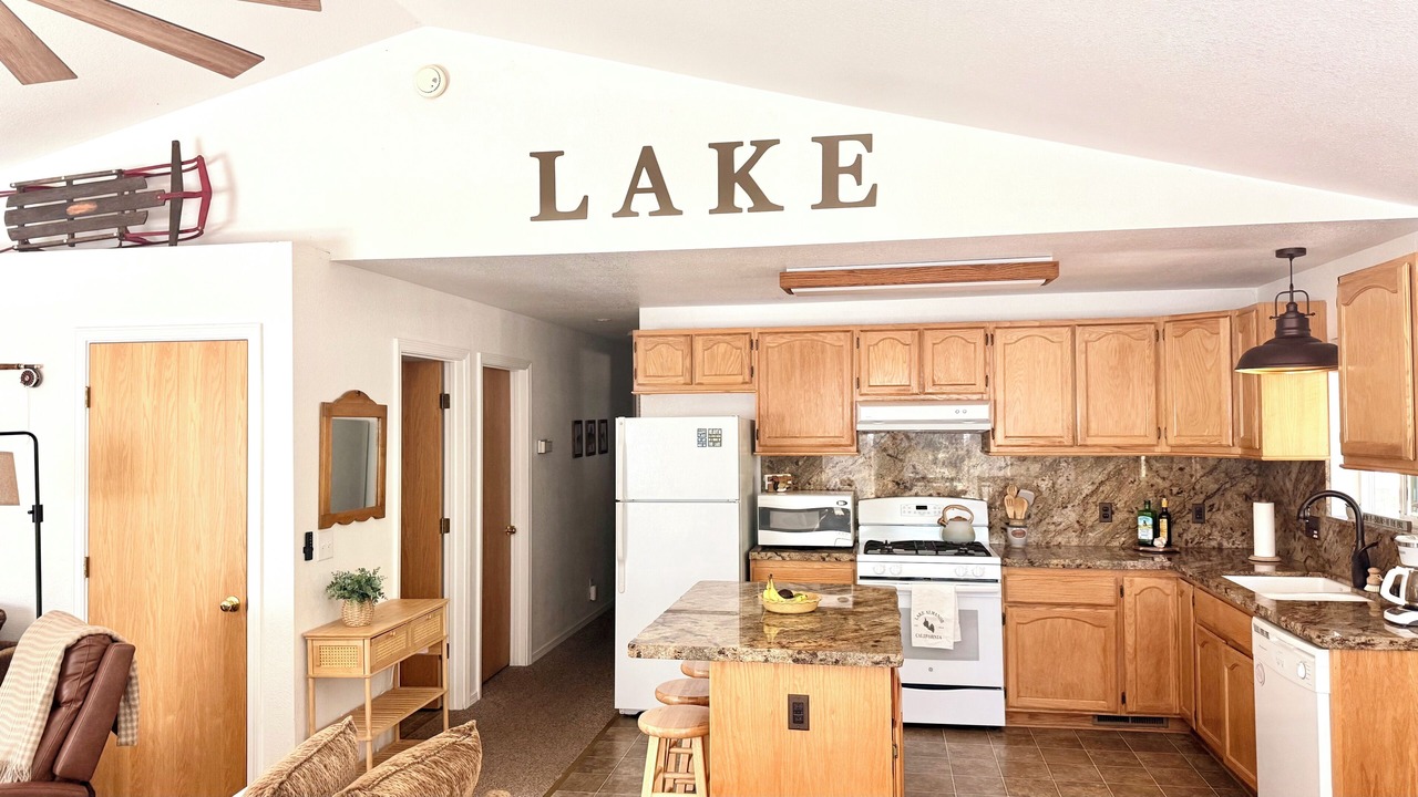 Photo of Kitchen in Lake Almanor Country Club