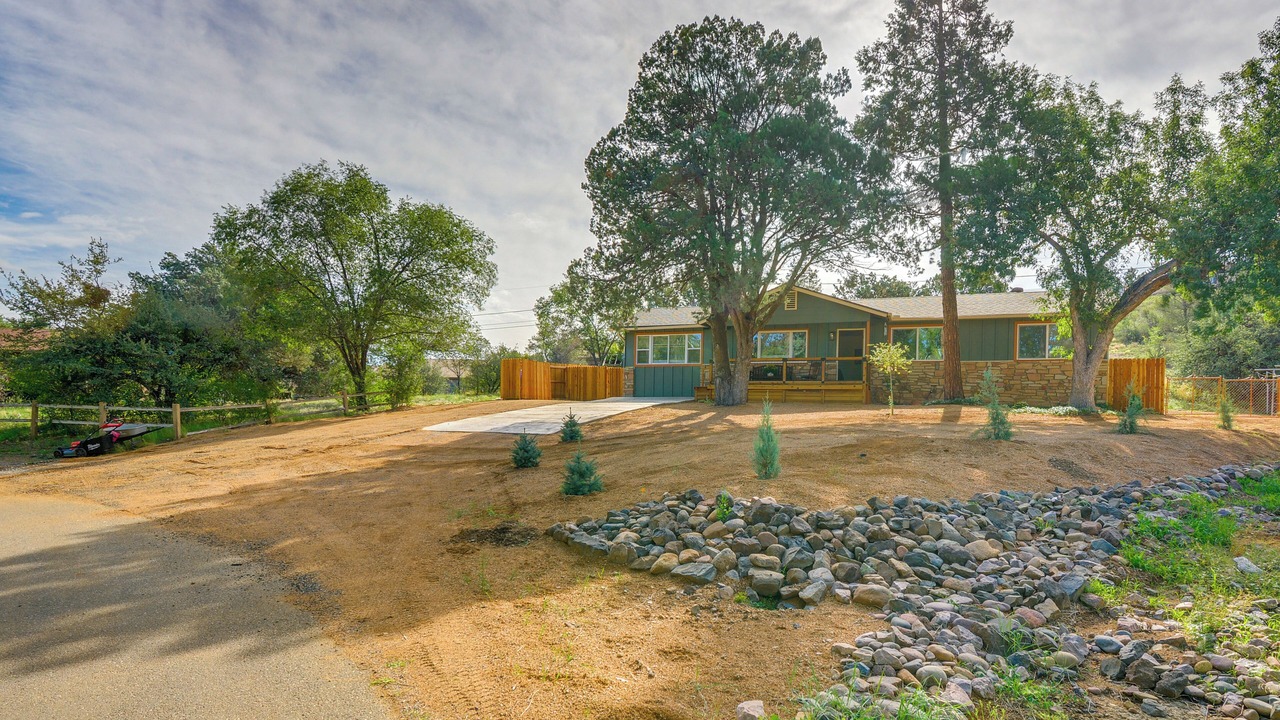 Photo of Outdoor in Prescott Heights