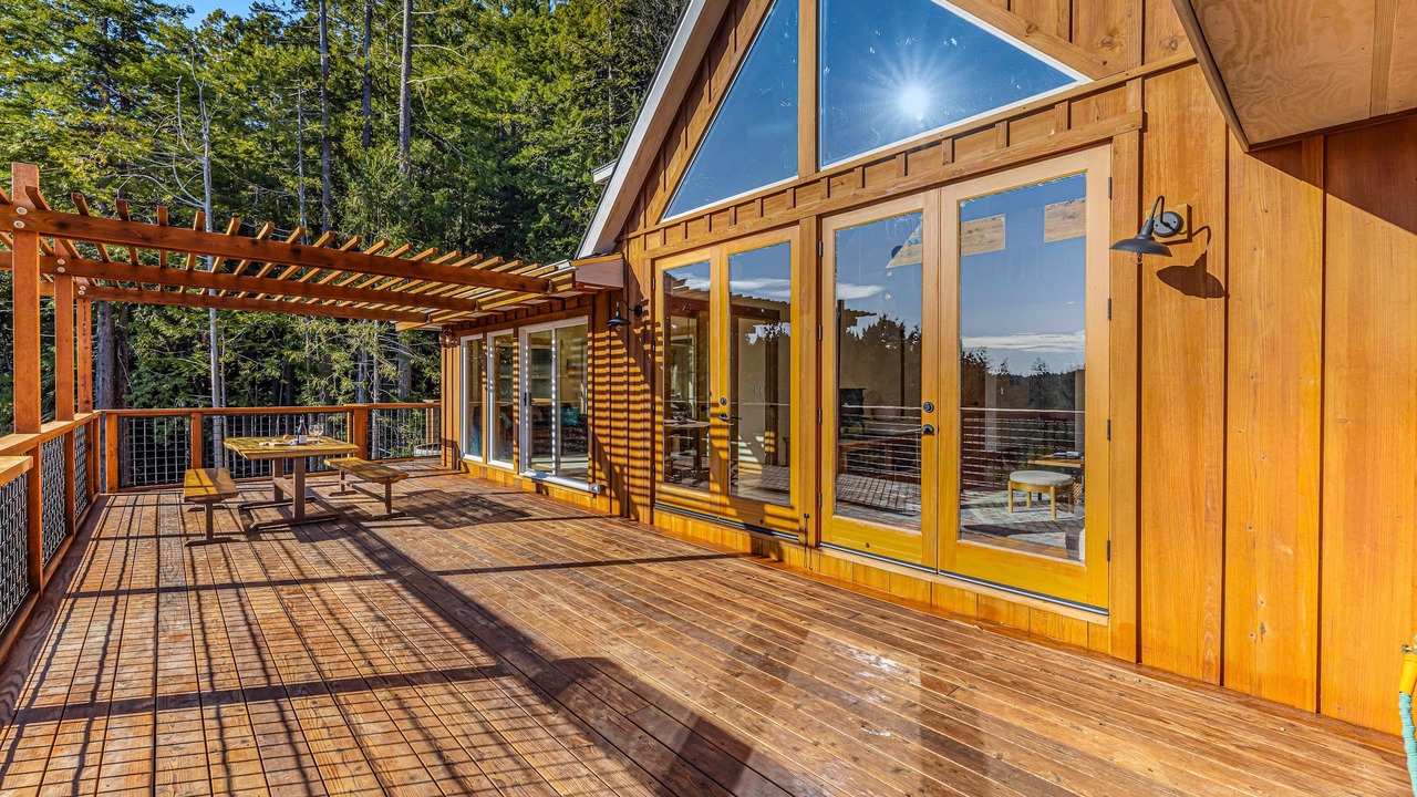 Photo of Outdoor in Little River