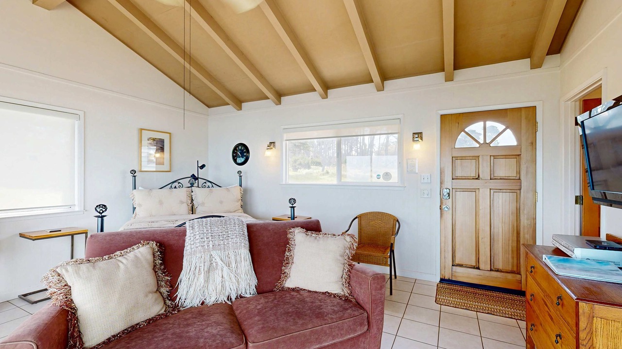Photo of Livingroom in Fort Bragg