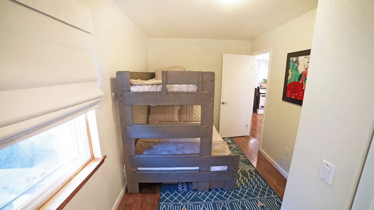 Photo of Bedroom in Glen Ellen
