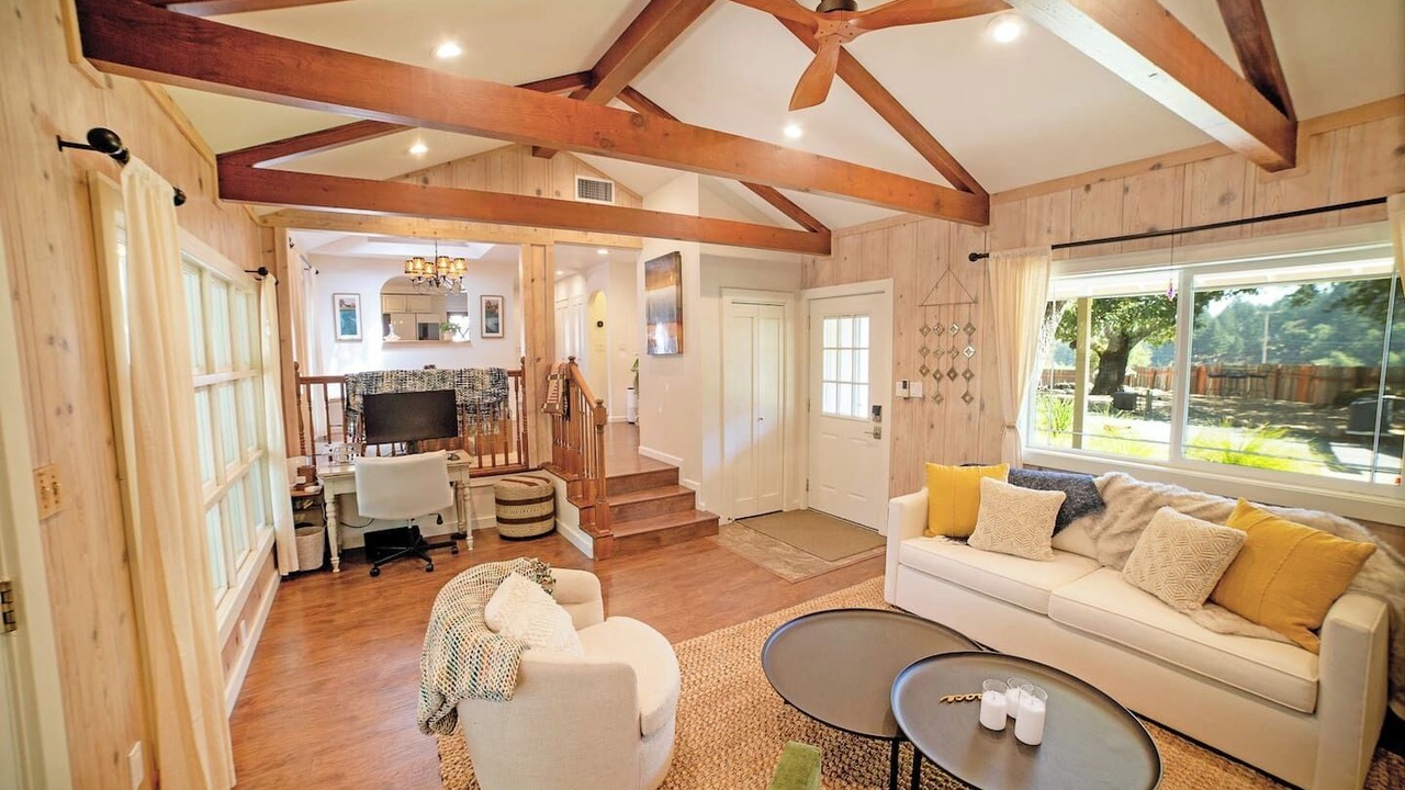 Photo of Livingroom in Glen Ellen