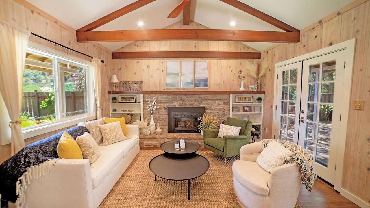 Photo of Livingroom in Glen Ellen