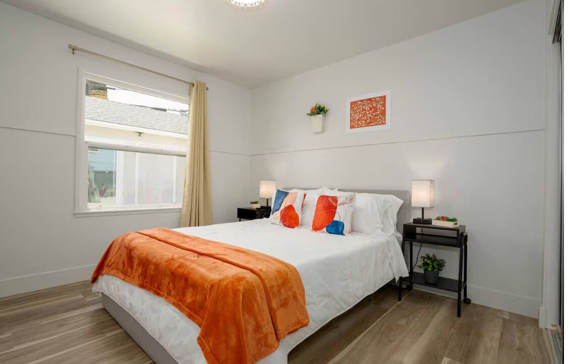 Photo of Bedroom in Midway City