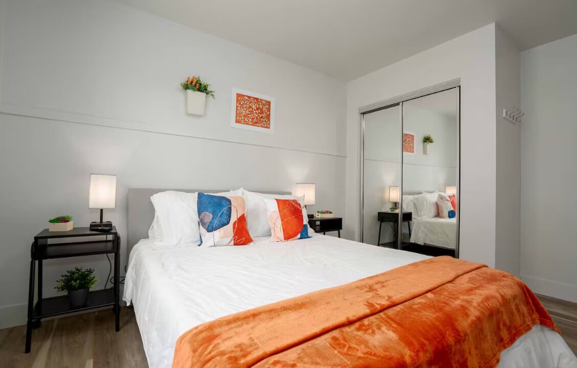 Photo of Bedroom in Midway City