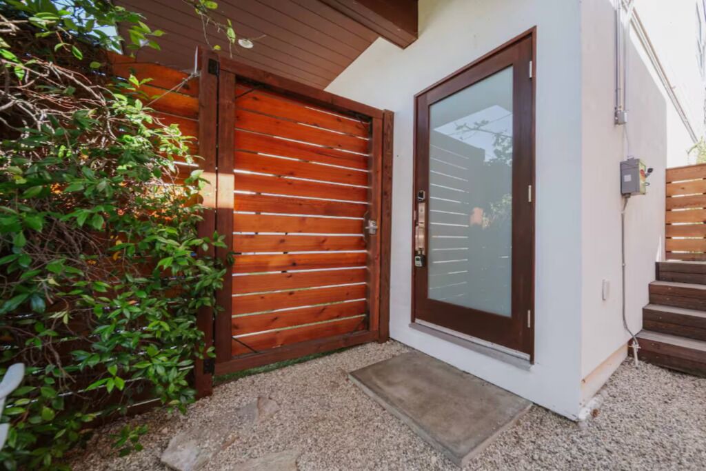 Photo of Outdoor in Studio Village