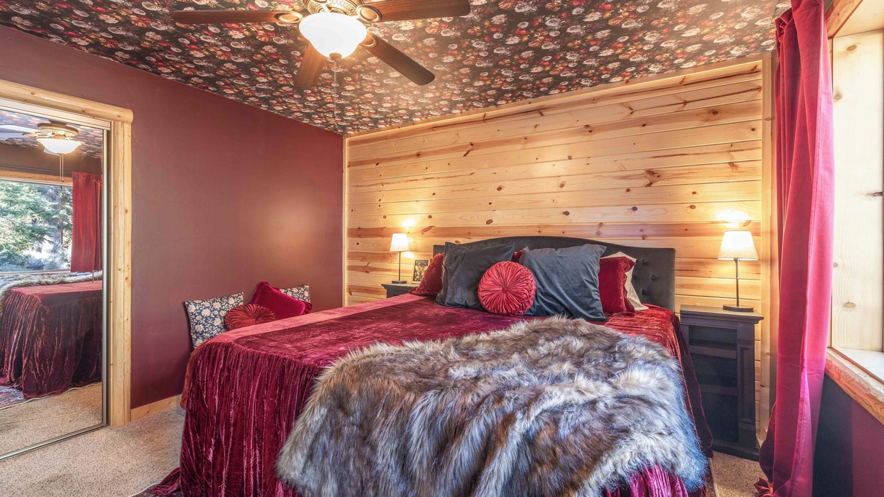 Photo of Bedroom in Upper Moonridge