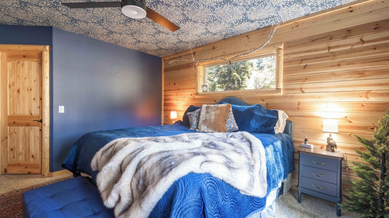 Photo of Bedroom in Upper Moonridge