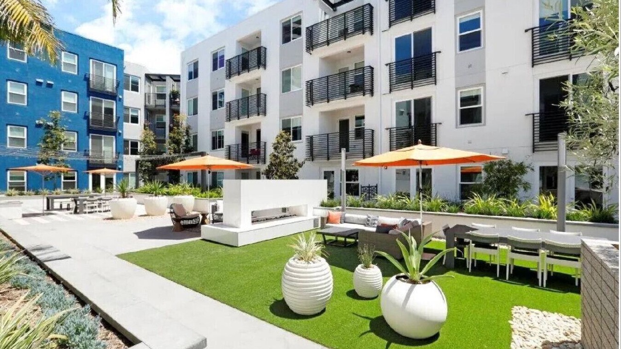 Photo of Outdoor in Orange