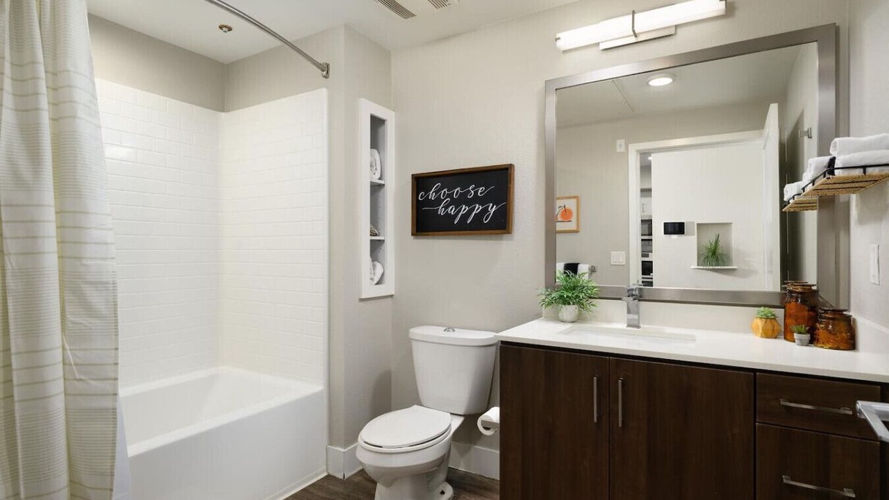 Photo of Bathroom in Orange