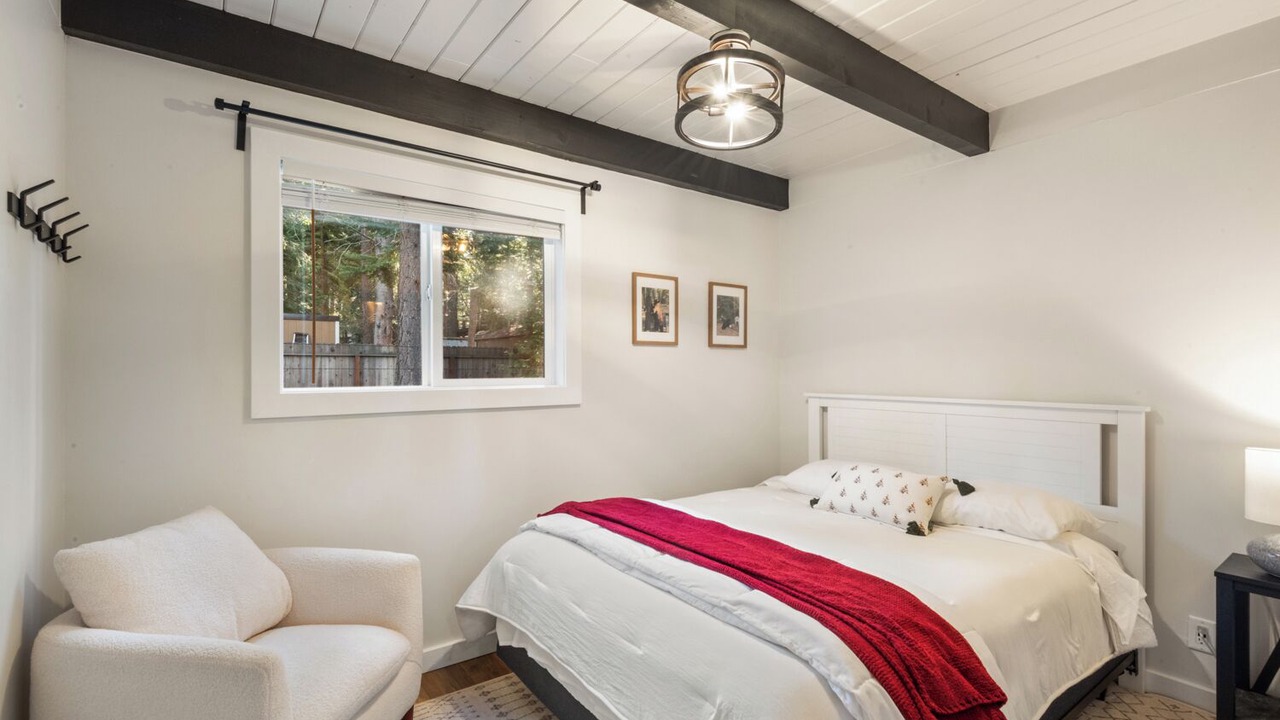 Photo of Bedroom in Tahoma