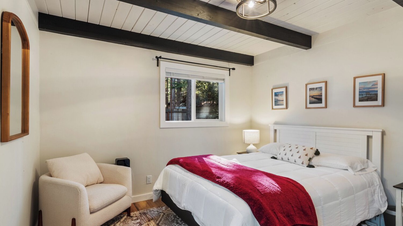 Photo of Bedroom in Tahoma