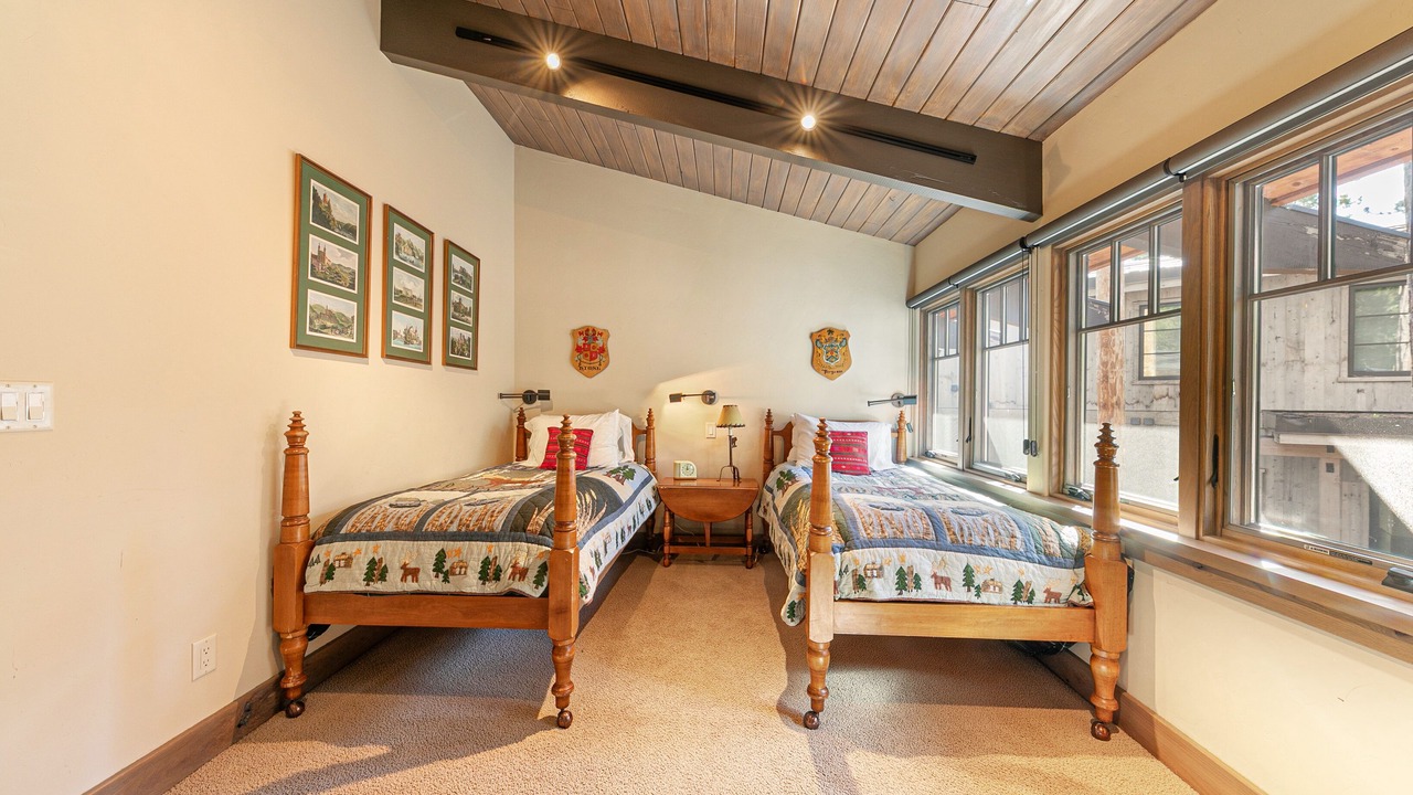 Photo of Bedroom in Tahoma