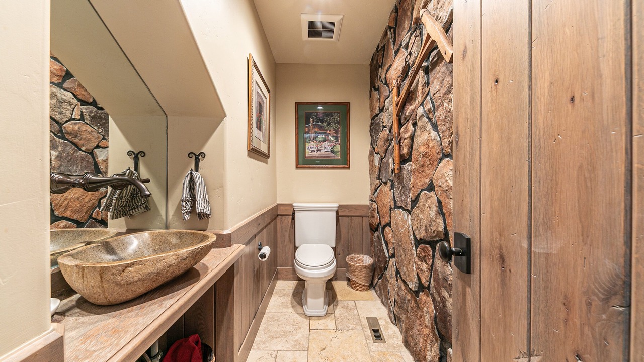 Photo of Bathroom in Tahoma