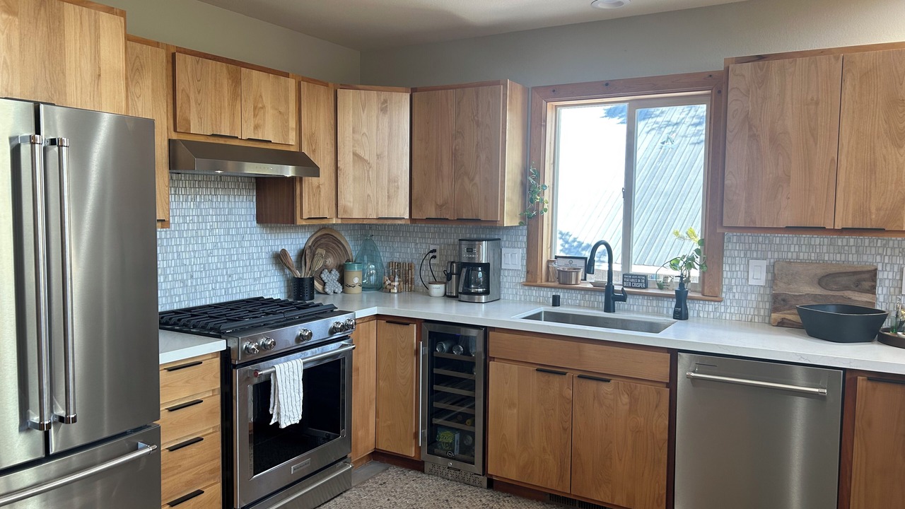 Photo of Kitchen in Serene Lakes