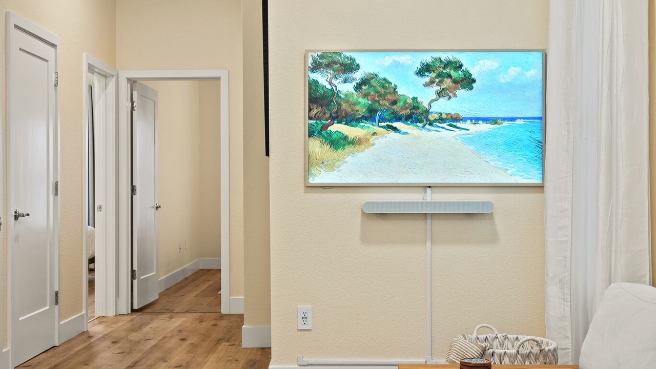 Photo of Bedroom in Poverty Ridge