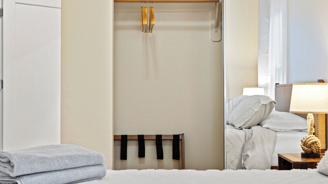 Photo of Bedroom in Poverty Ridge