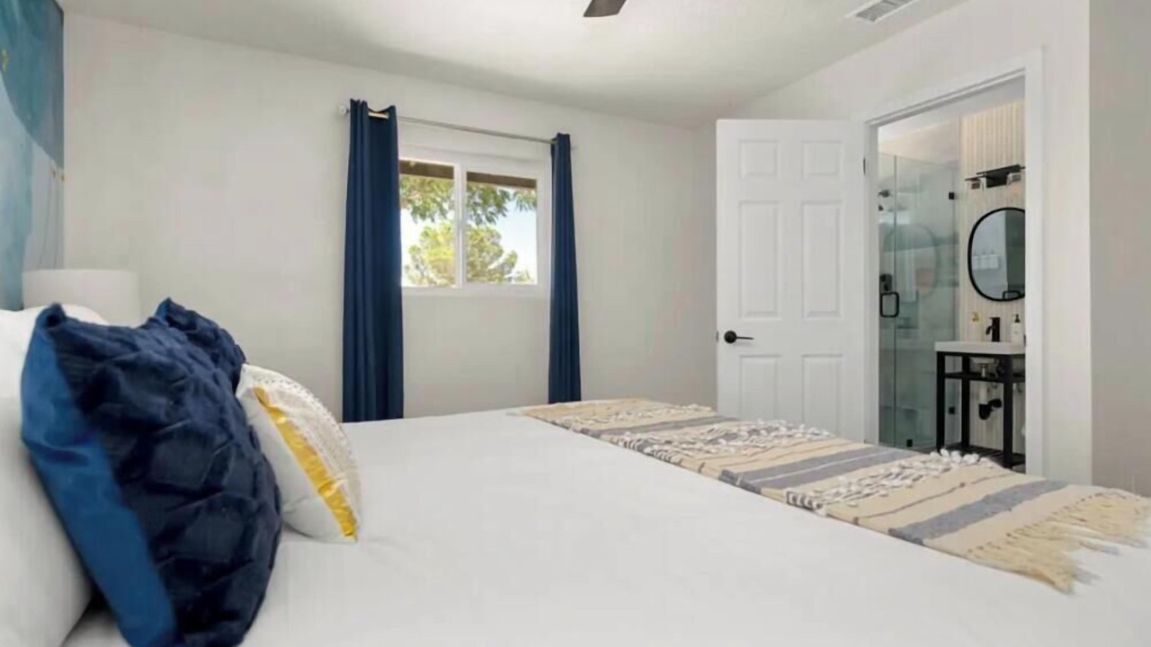 Photo of Bedroom in Yucca Valley