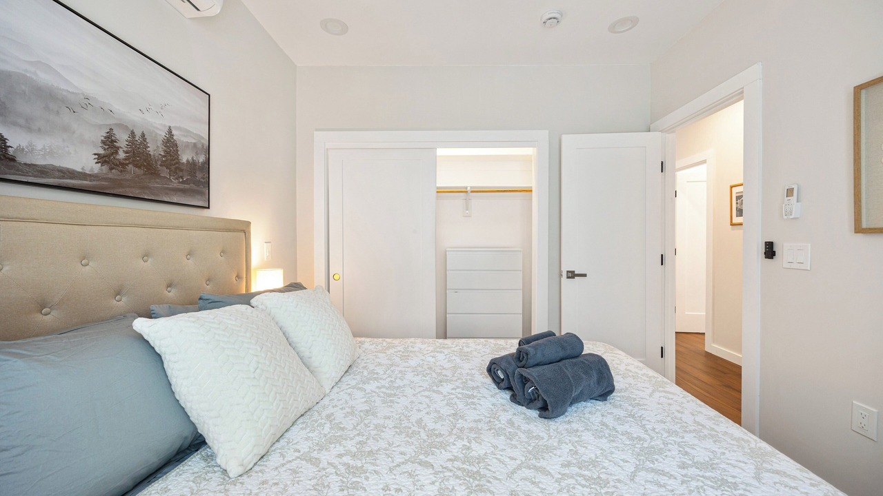 Photo of Bedroom in East Sacramento