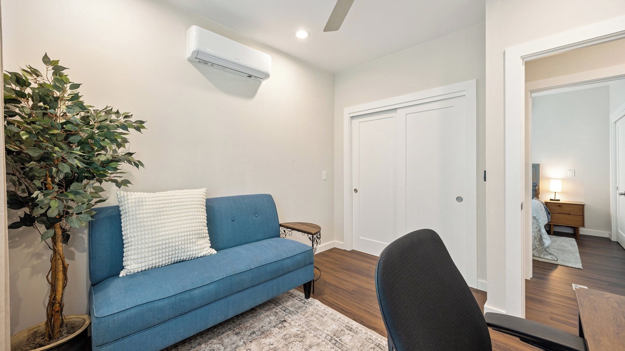 Photo of Livingroom in East Sacramento
