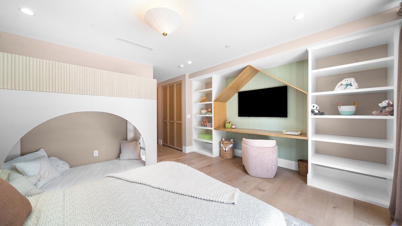 Photo of Bedroom in Mount Olympus