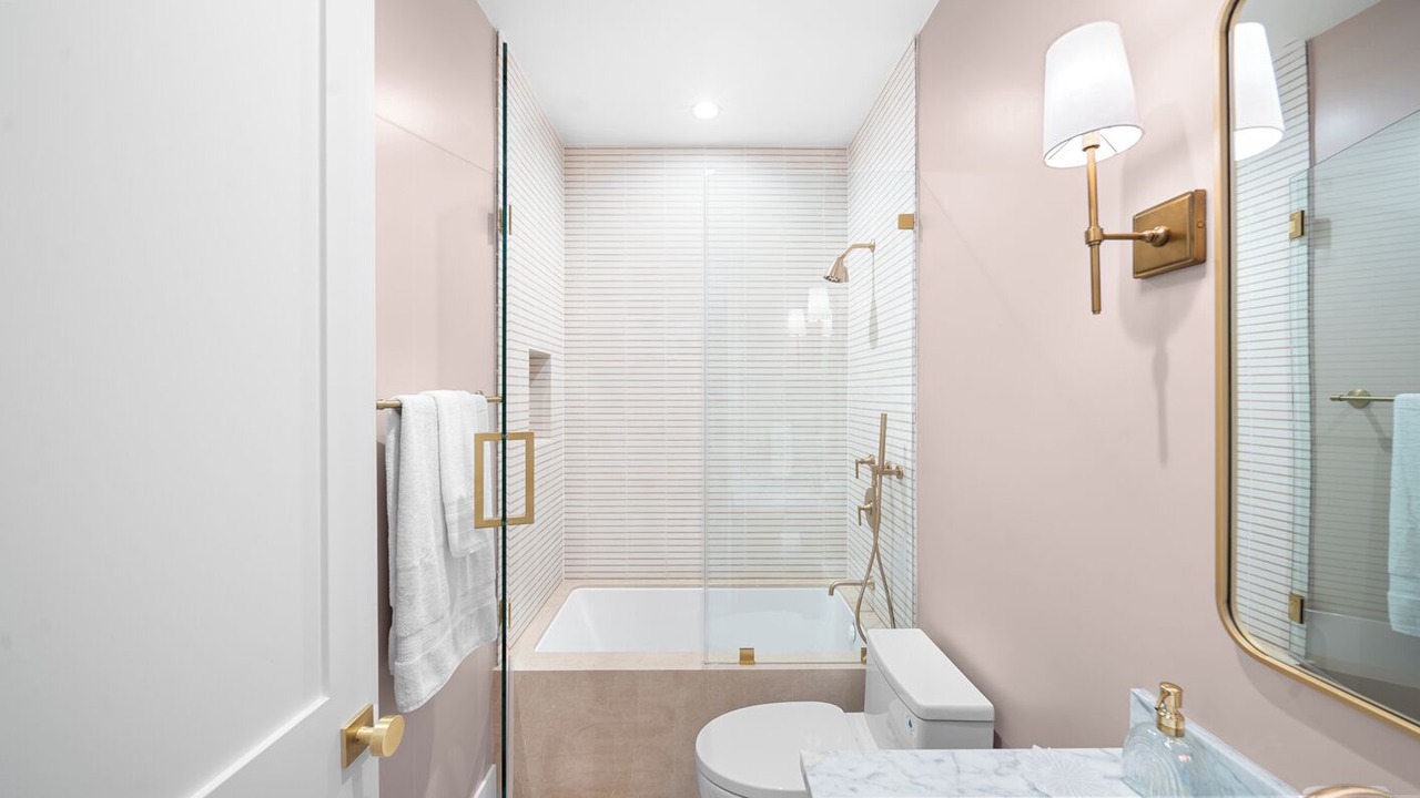 Photo of Bathroom in Mount Olympus