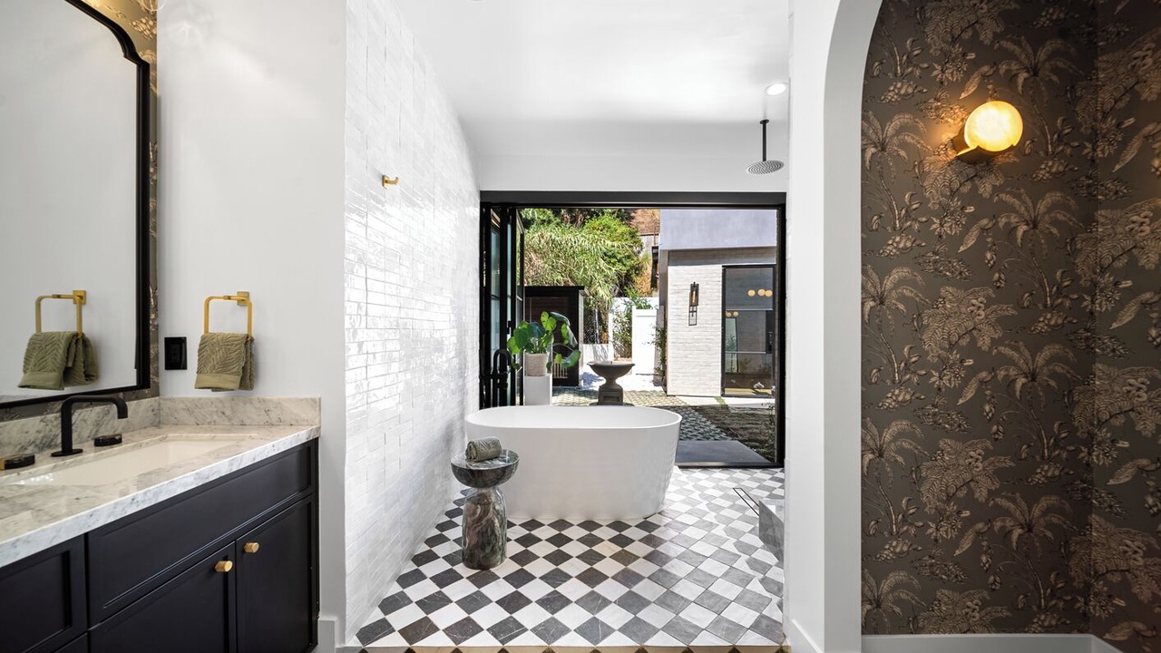 Photo of Bathroom in Mount Olympus