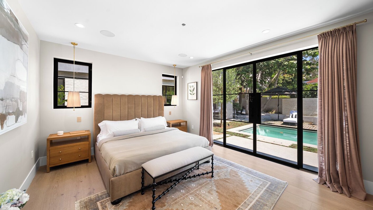 Photo of Bedroom in Mount Olympus