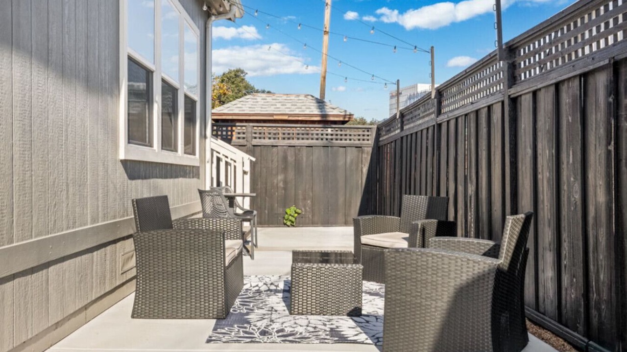 Photo of Patio Balcony in Morse Park