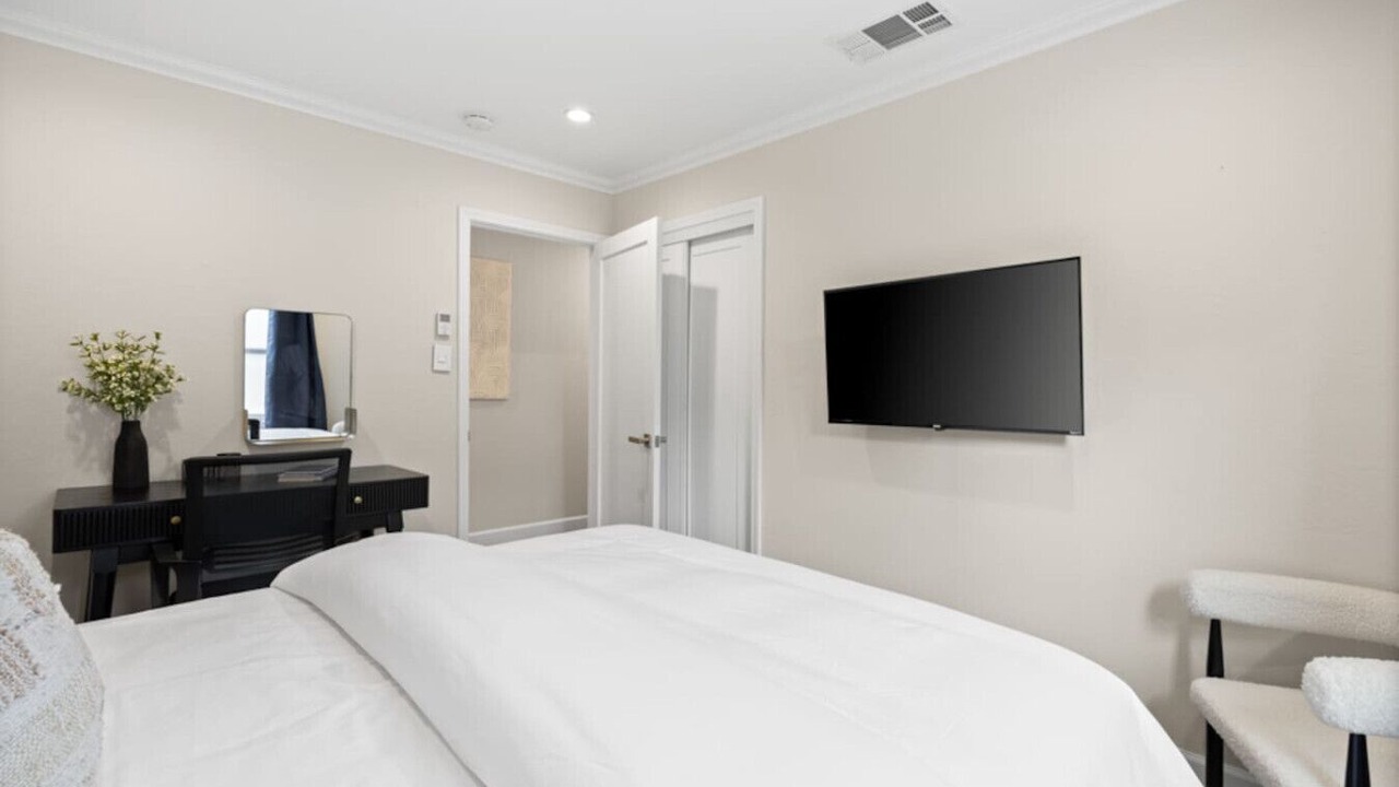 Photo of Bedroom in Morse Park