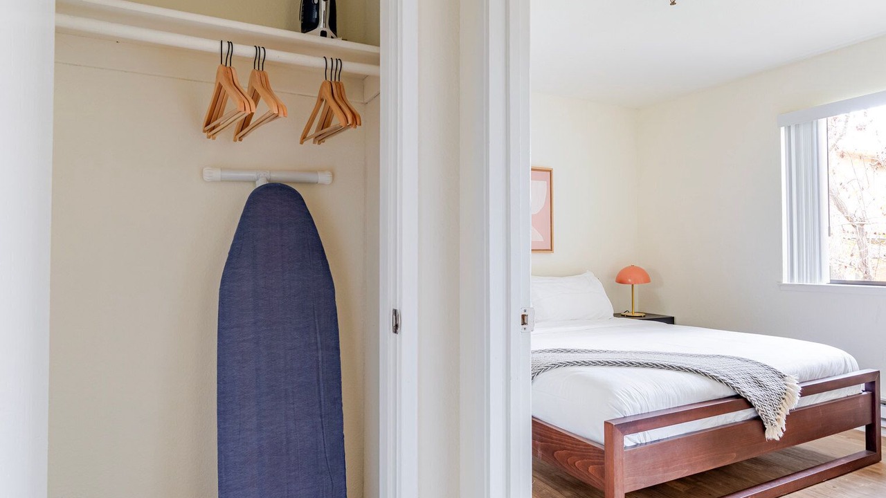 Photo of Bedroom in Shoreline West