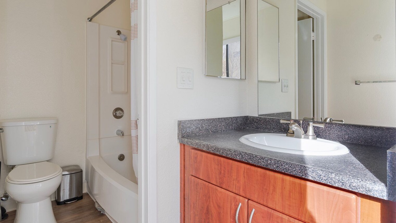 Photo of Bathroom in Shoreline West