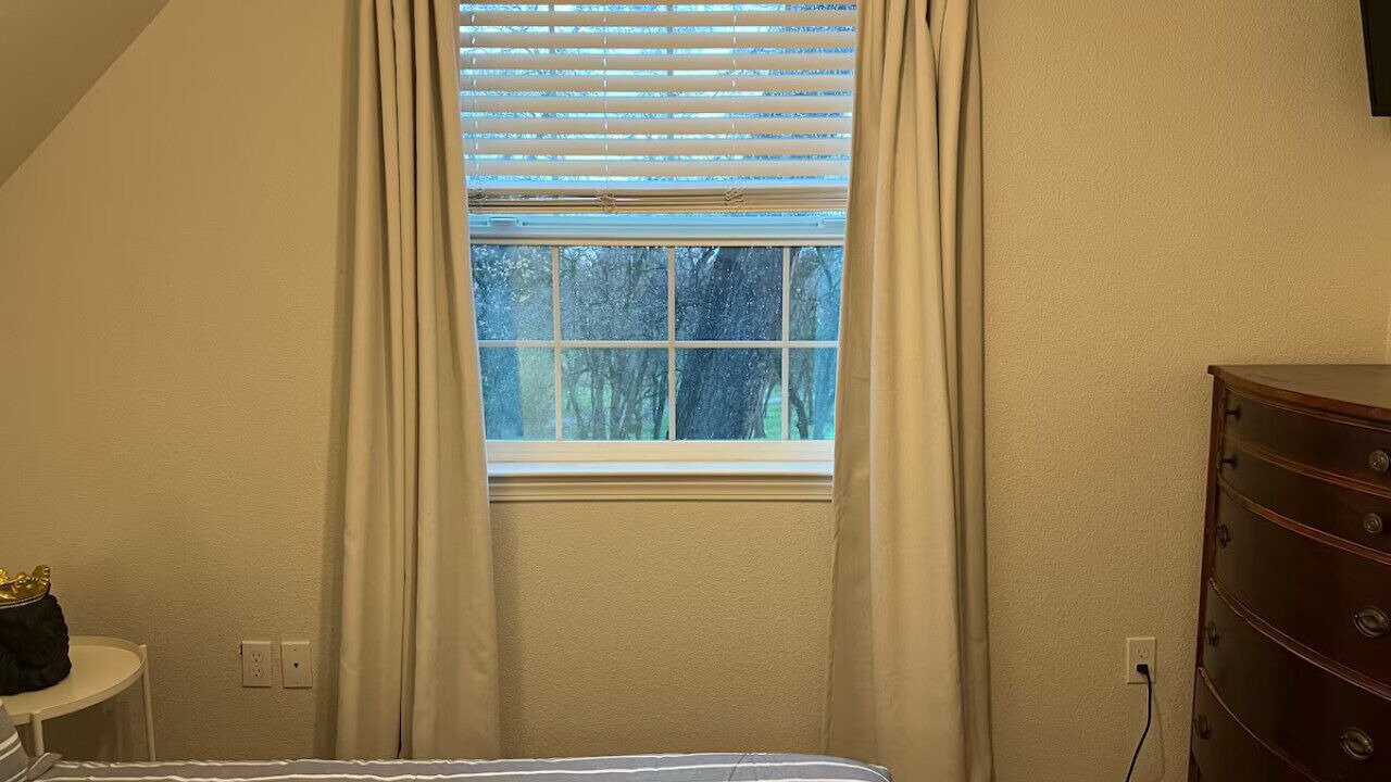 Photo of Bedroom in Redding
