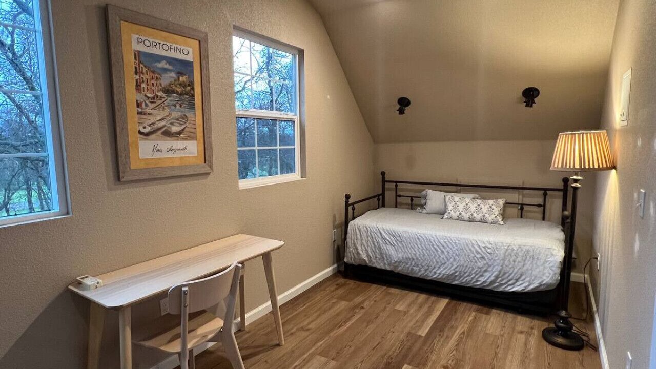 Photo of Bedroom in Redding