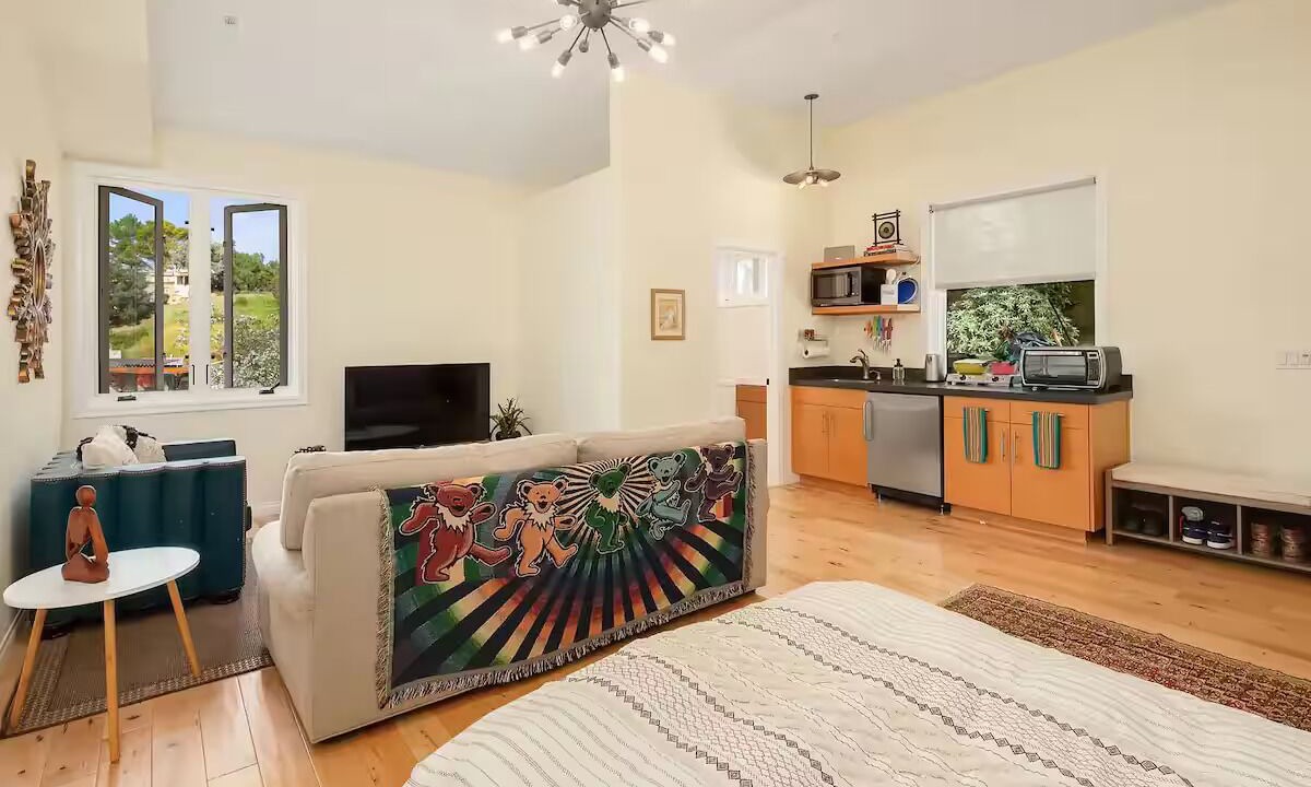 Photo of Bedroom in Topanga