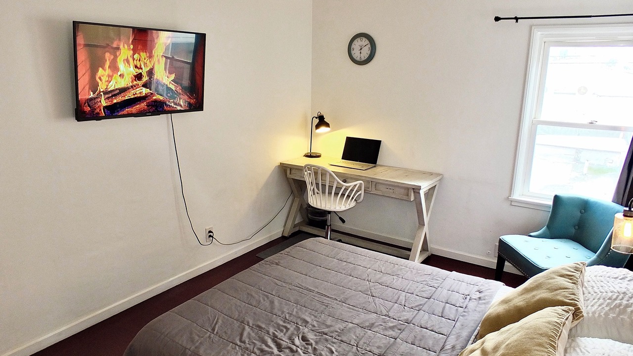 Photo of Bedroom in Belmont Shore