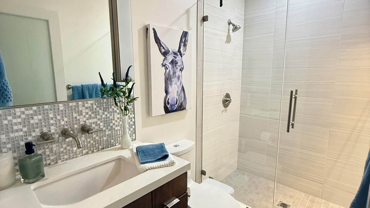 Photo of Bathroom in Naples