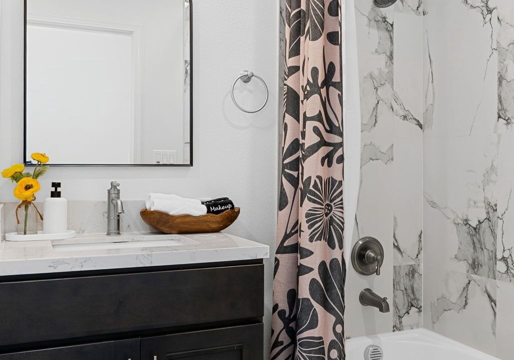 Photo of Bathroom in Midway City
