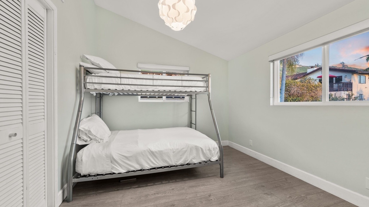 Photo of Bedroom in La Conchita