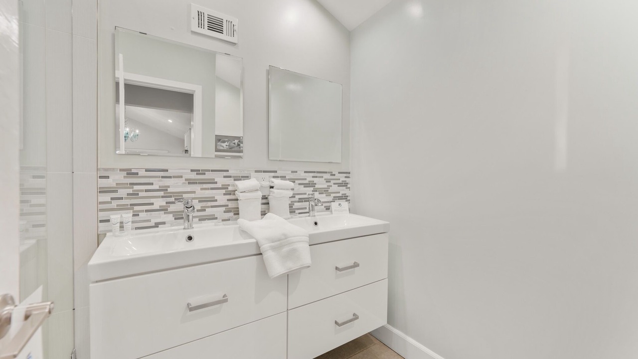 Photo of Bathroom in La Conchita