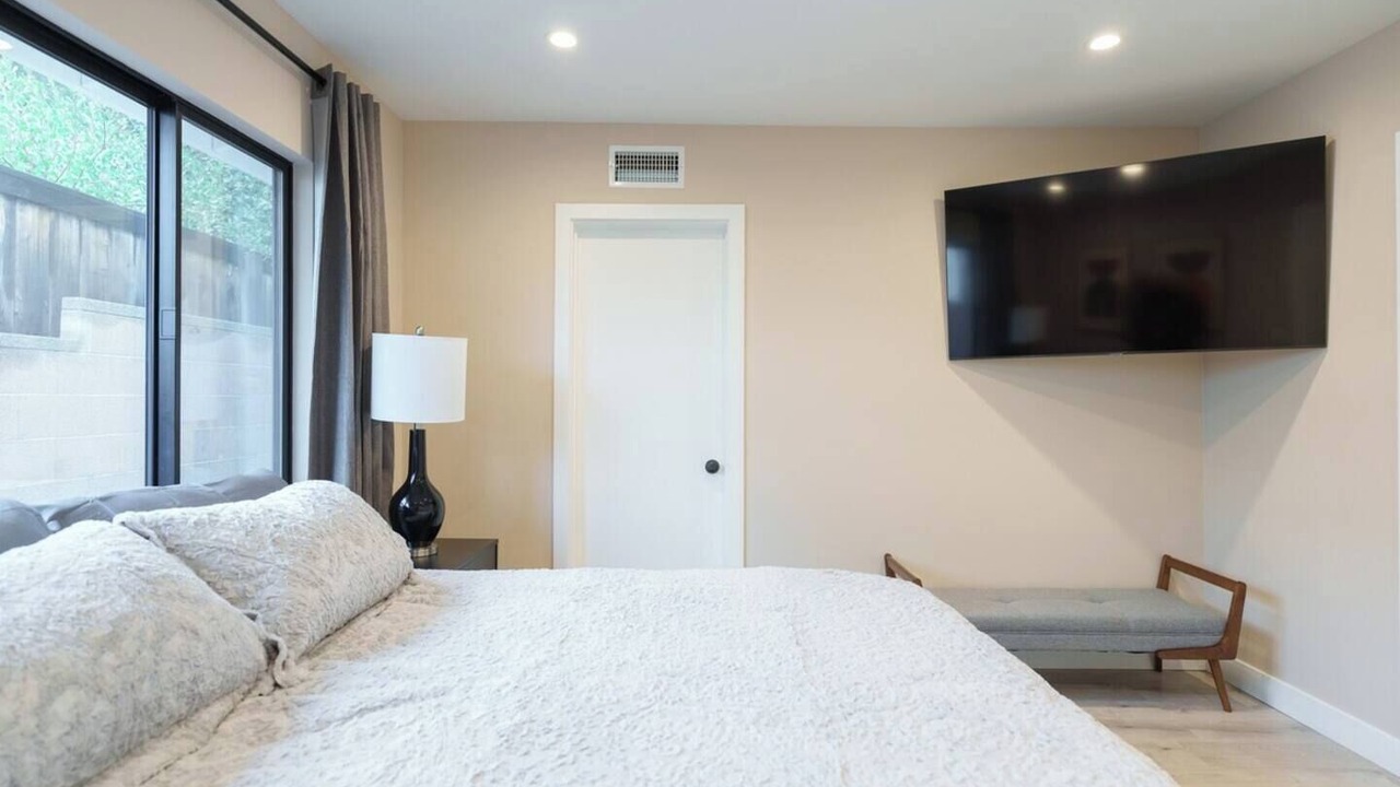 Photo of Bedroom in Crescenta Highlands