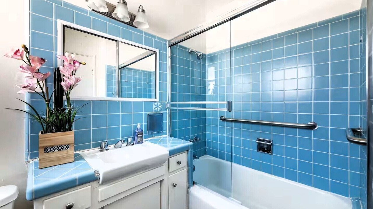 Photo of Bathroom in Fairfax District