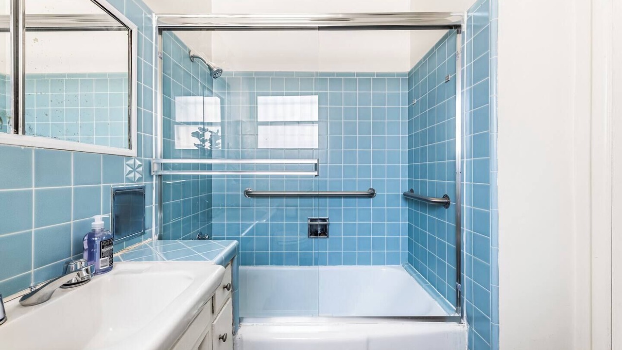 Photo of Bathroom in Fairfax District