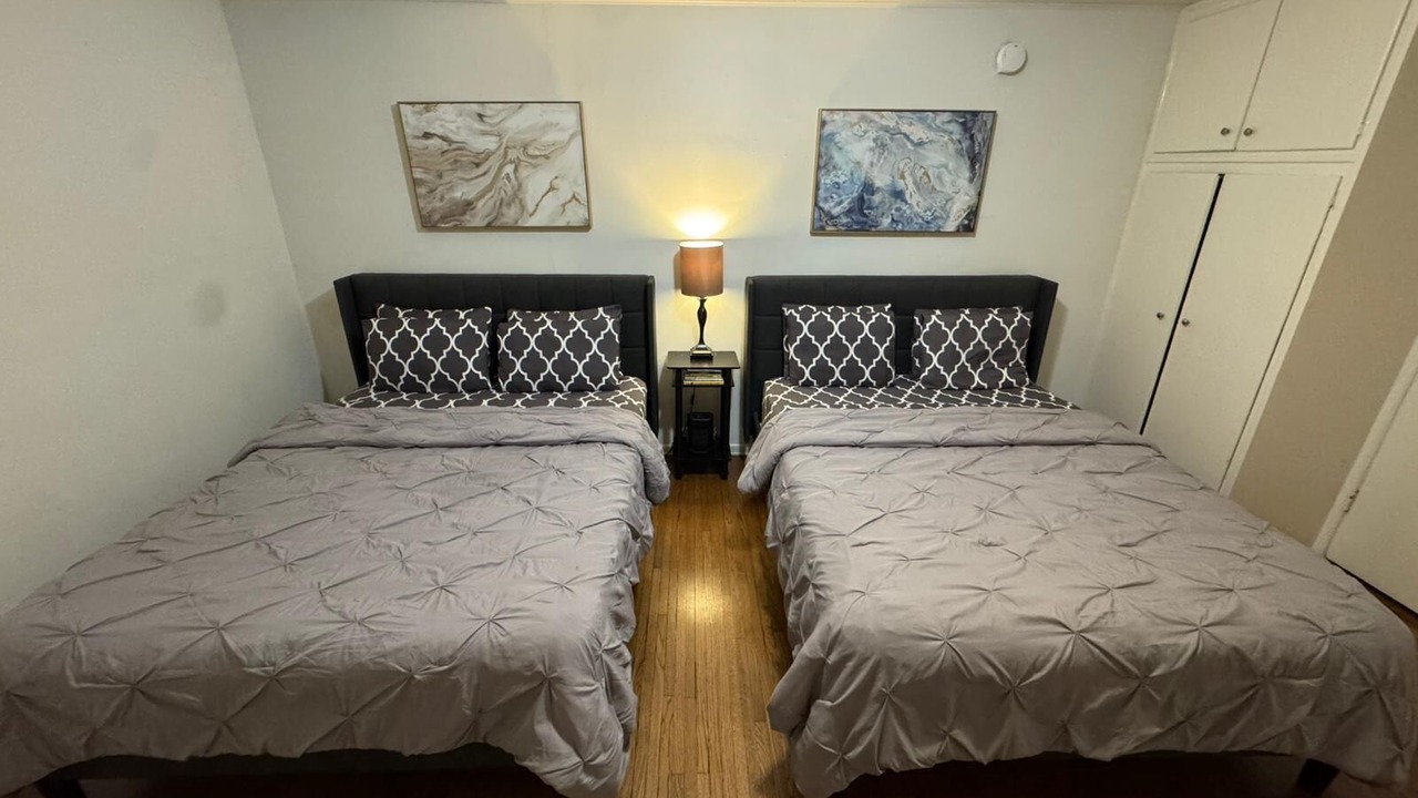 Photo of Bedroom in Fairfax District
