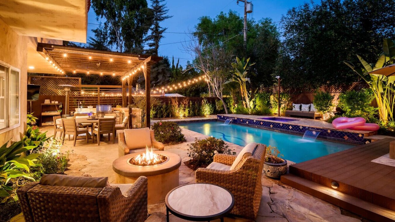 Photo of Outdoor in Sherman Oaks