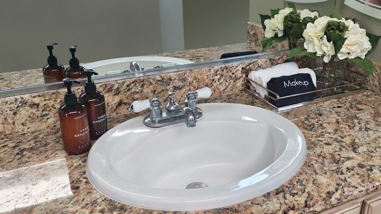Photo of Bathroom in Orange