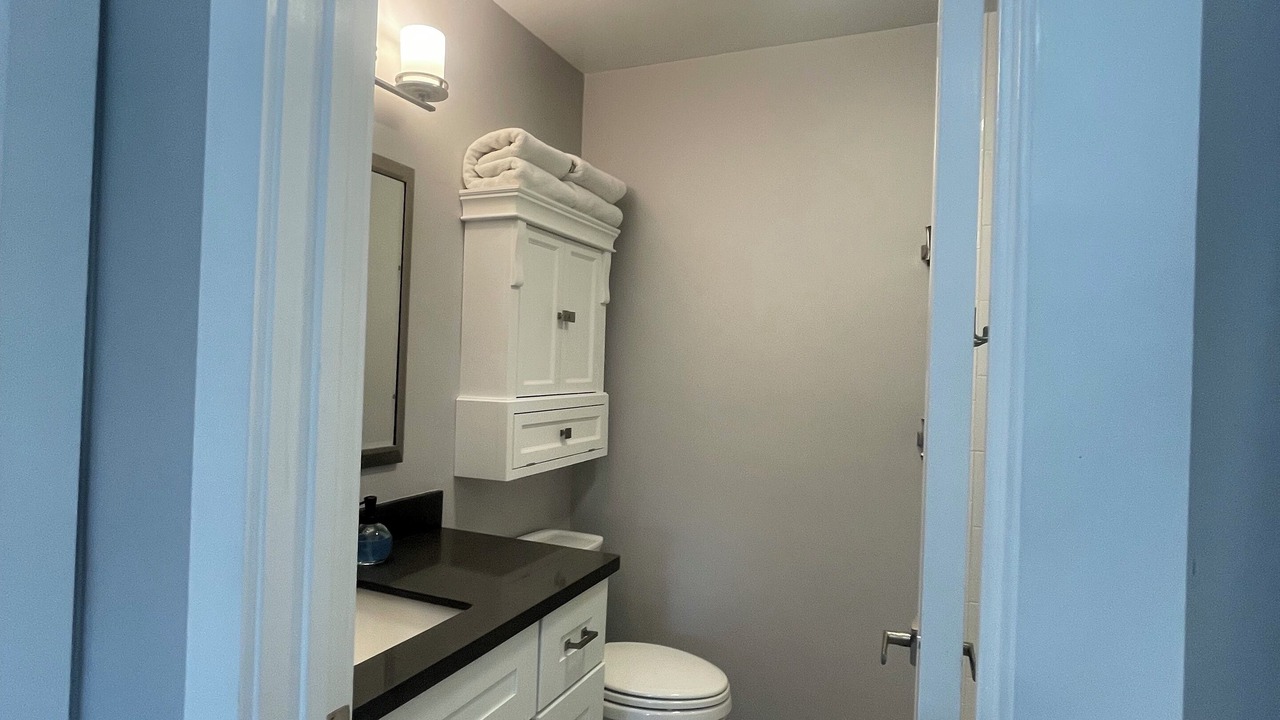 Photo of Bathroom in Avalon