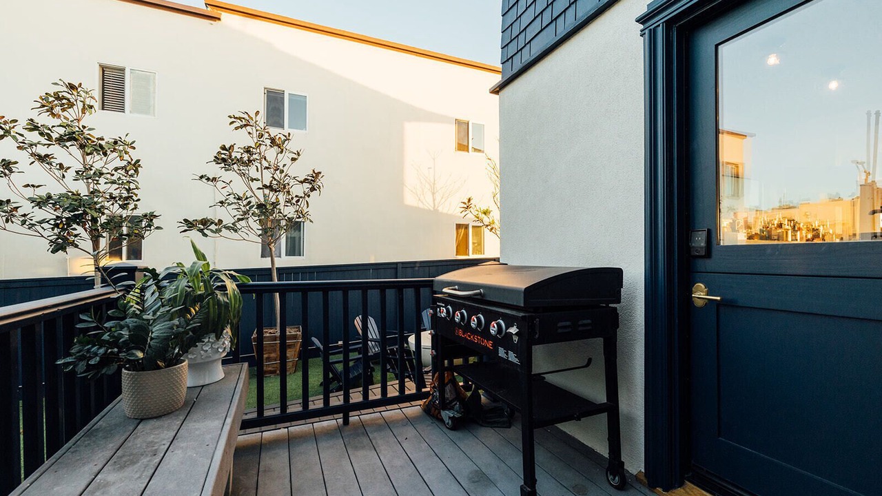 Photo of Patio Balcony in Hermosa Beach